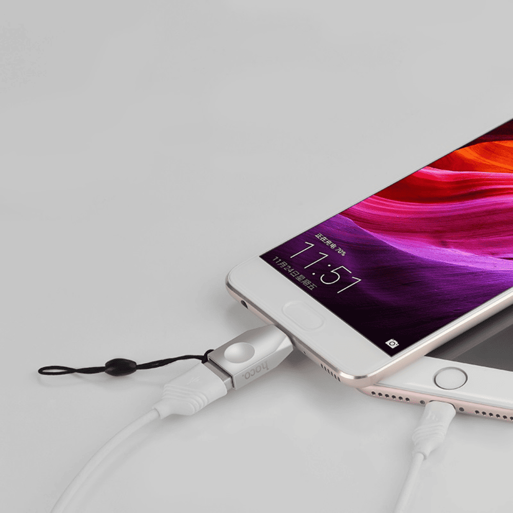 Adaptador OTG Hoco UA9 Micro USB a Tipo C Carga Datos Metal